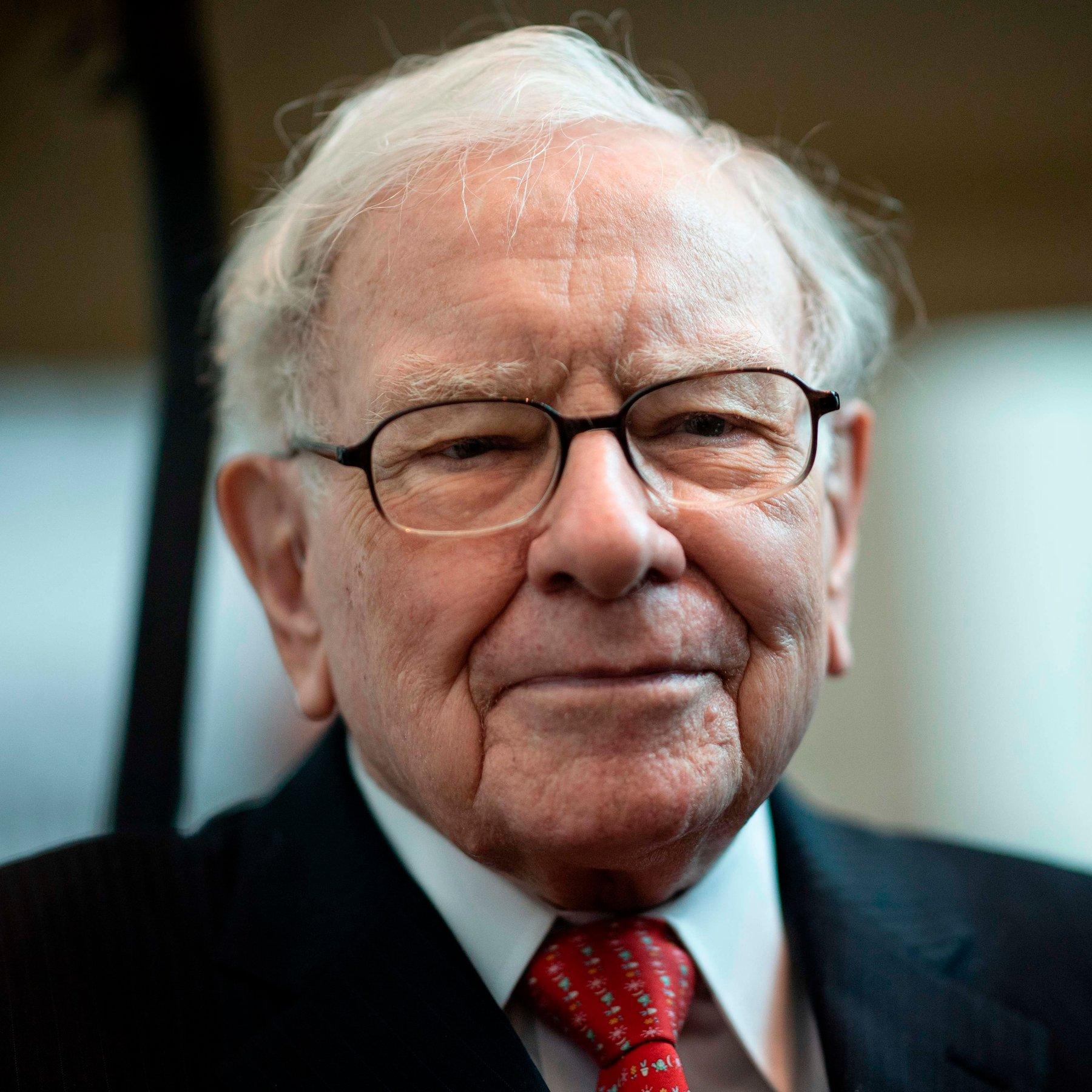 Warren buffett apple