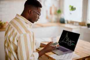 Why IUX is Emerging as a Trusted Forex Broker in 2025